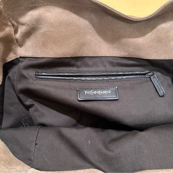 Yves Saint Laurent Patent Leather Large Downtown Tote Bag - Picture 4 of 16